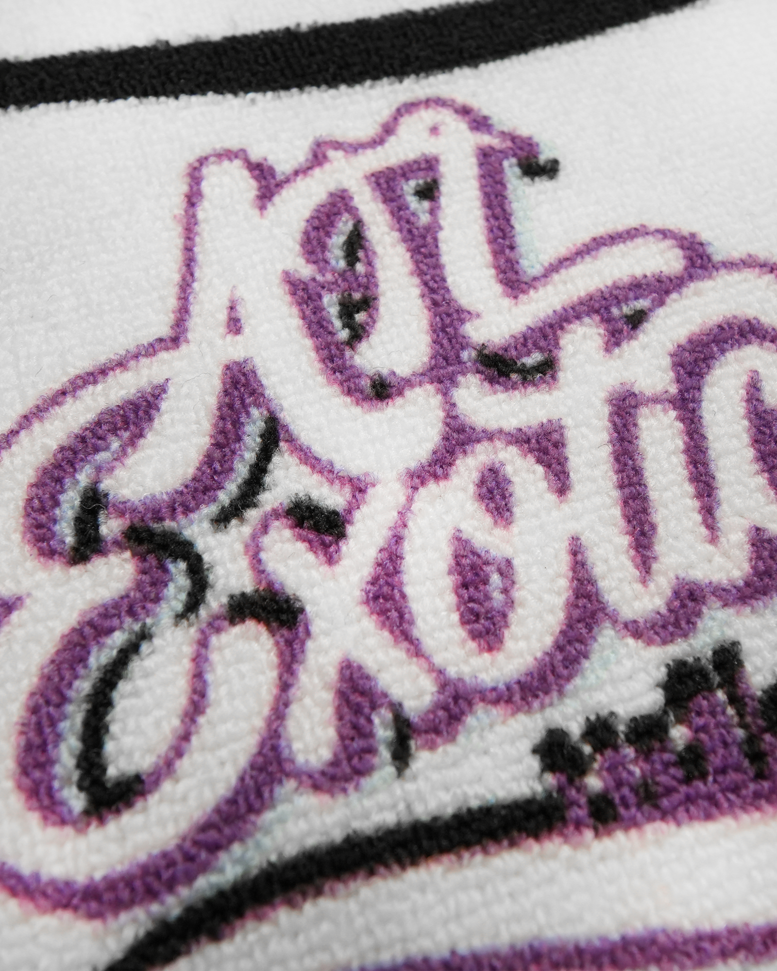 ATL EXOTICS DOUBLE CUP SPILL RUG